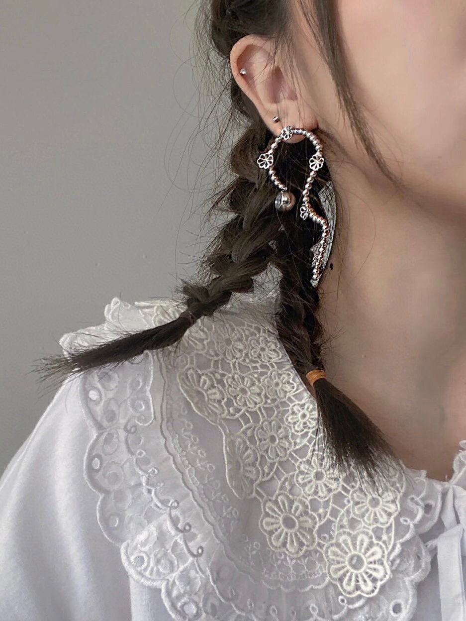 Irregular Flower Stud Earring (Single)