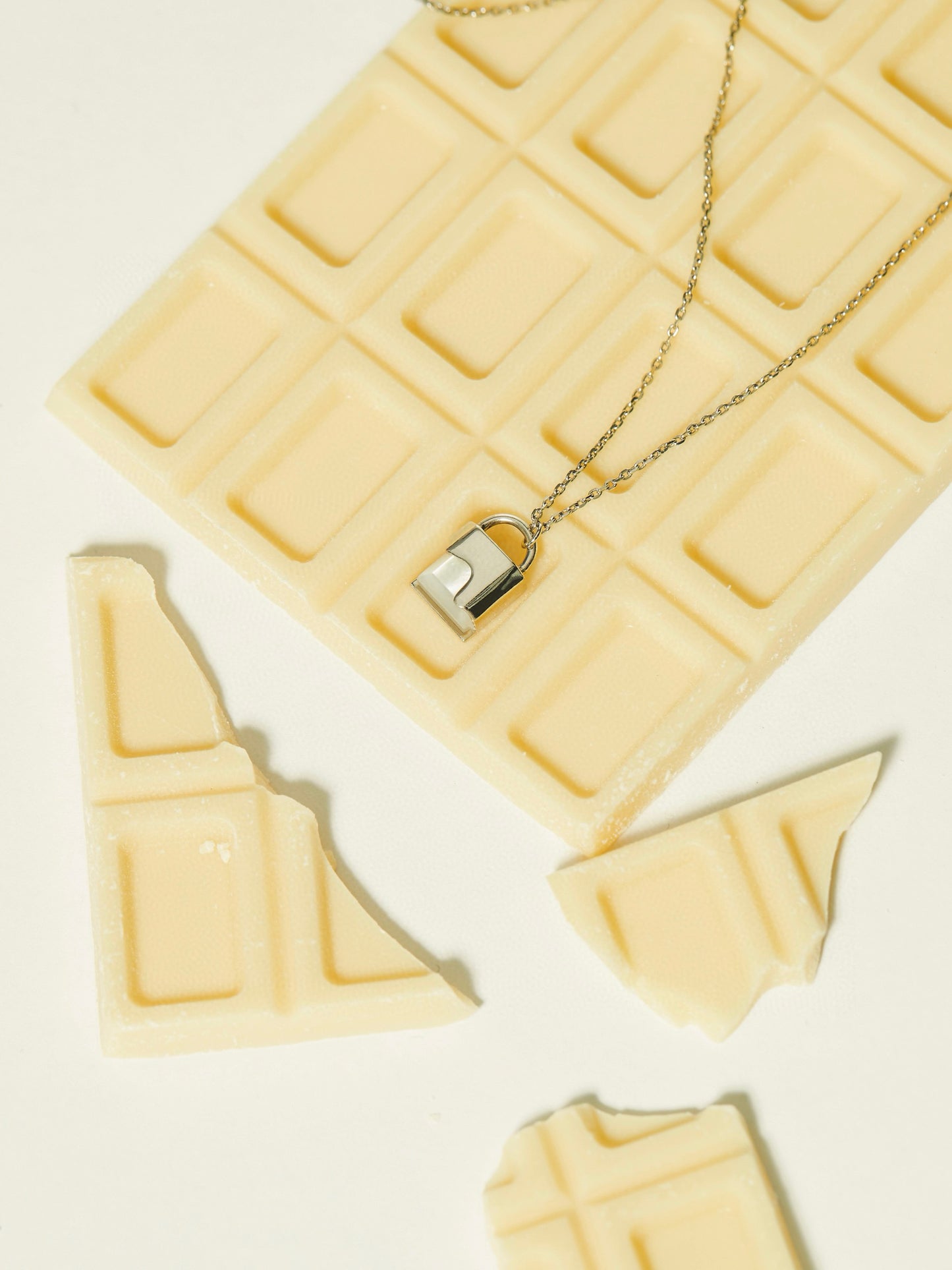 s925 Chocolate Lock Necklace