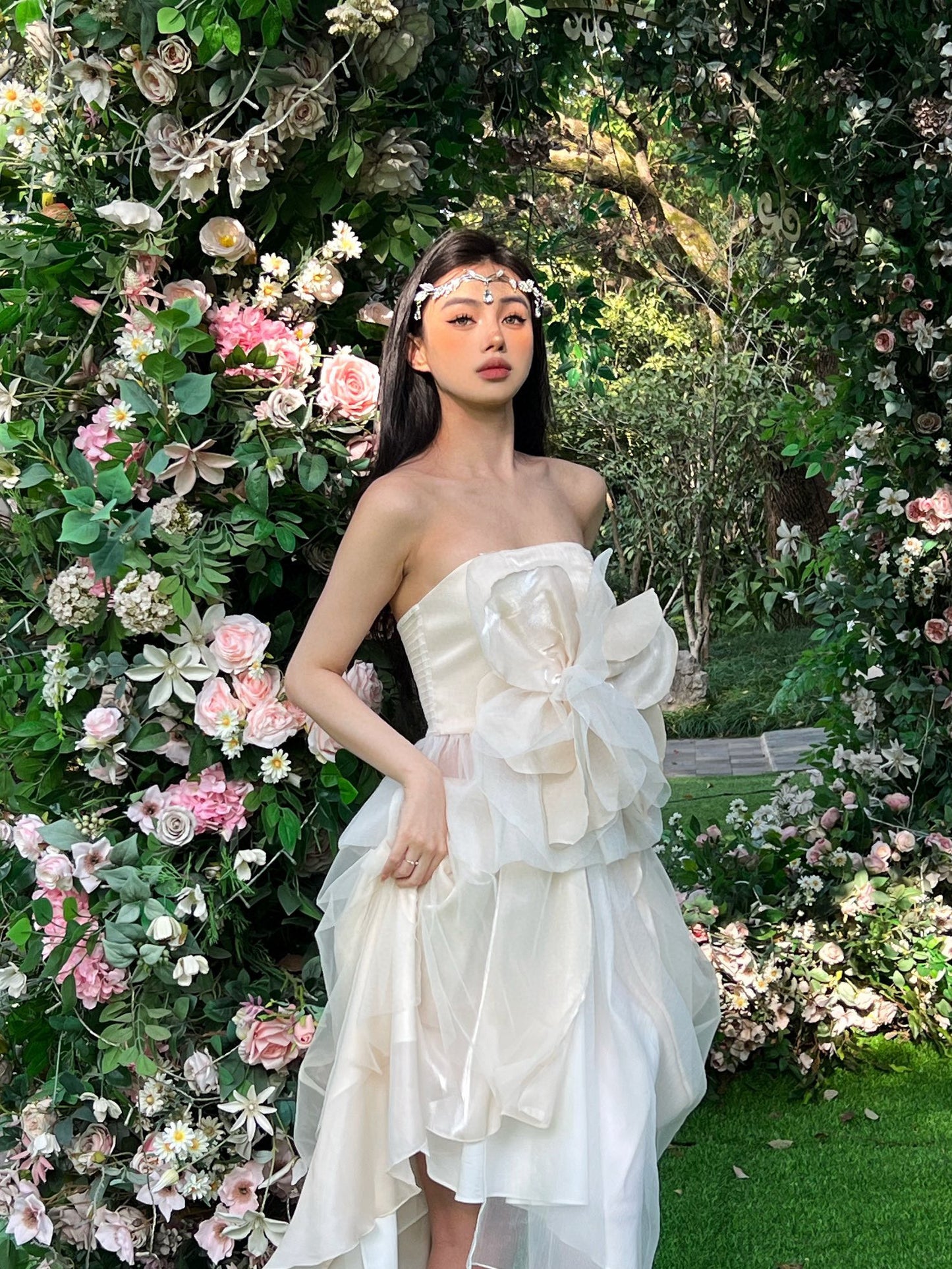 Shimmering White Camellia Bustier with Layered Tulle Skirt Set