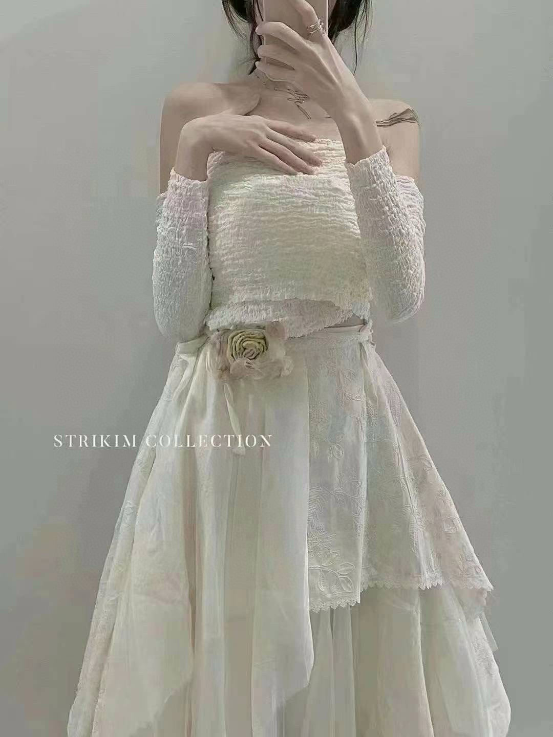 Classic royal-inspired Set