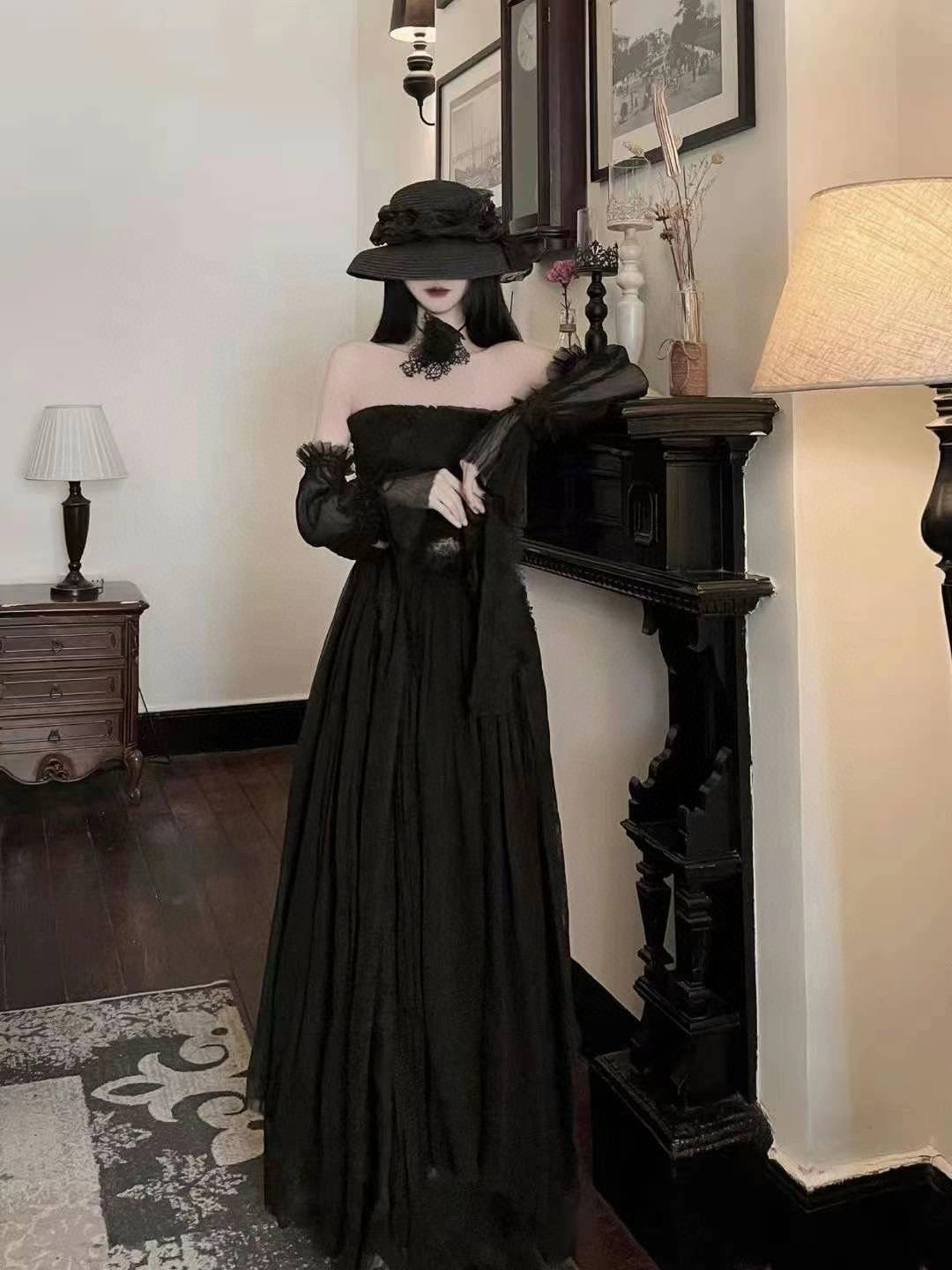 Black Moonlight Set