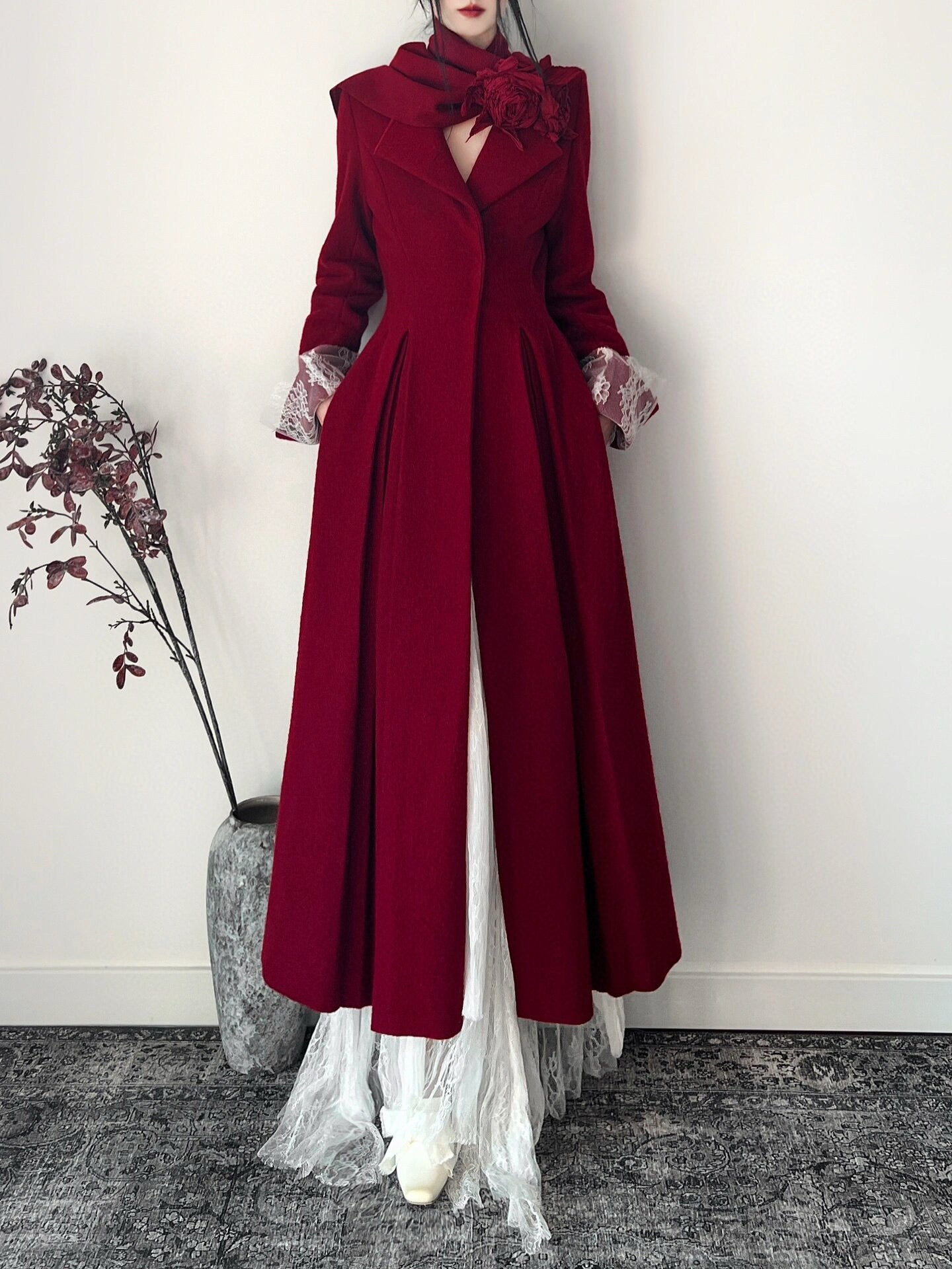White Snow Pastoral Coat