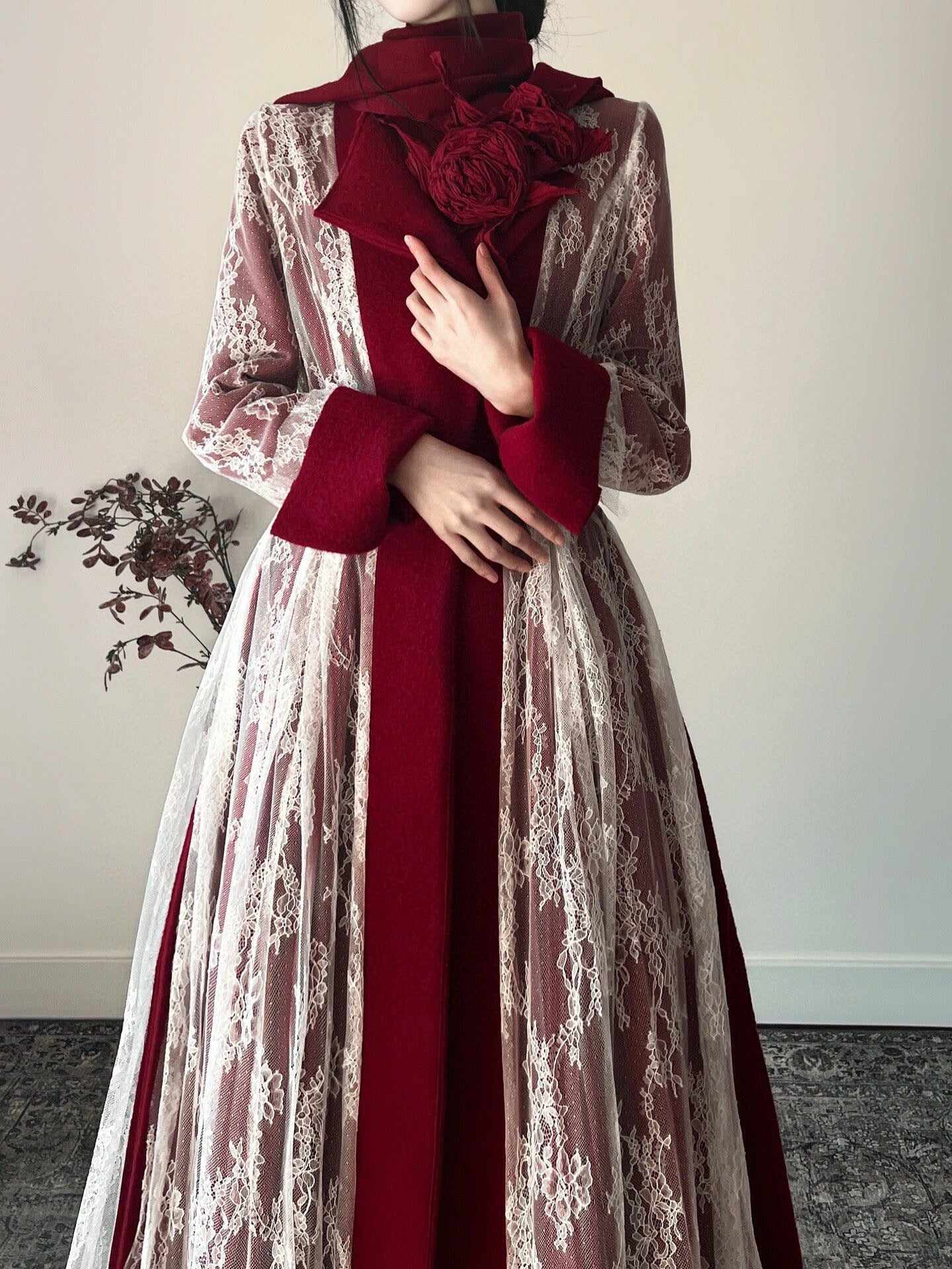 White Snow Pastoral Coat