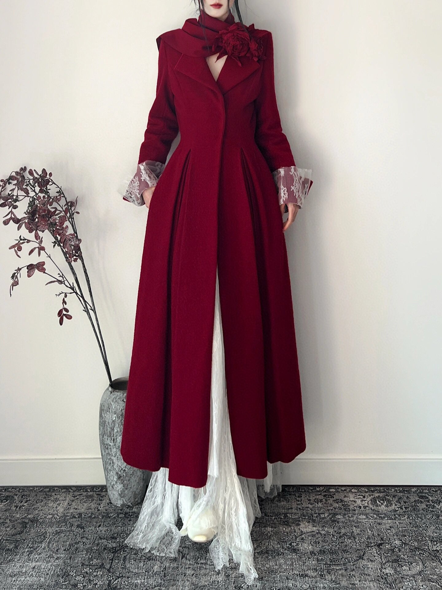 White Snow Pastoral Coat