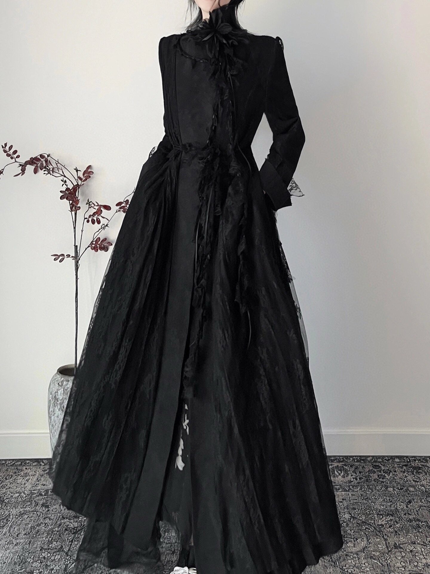 Withered Vine Bloom Coat