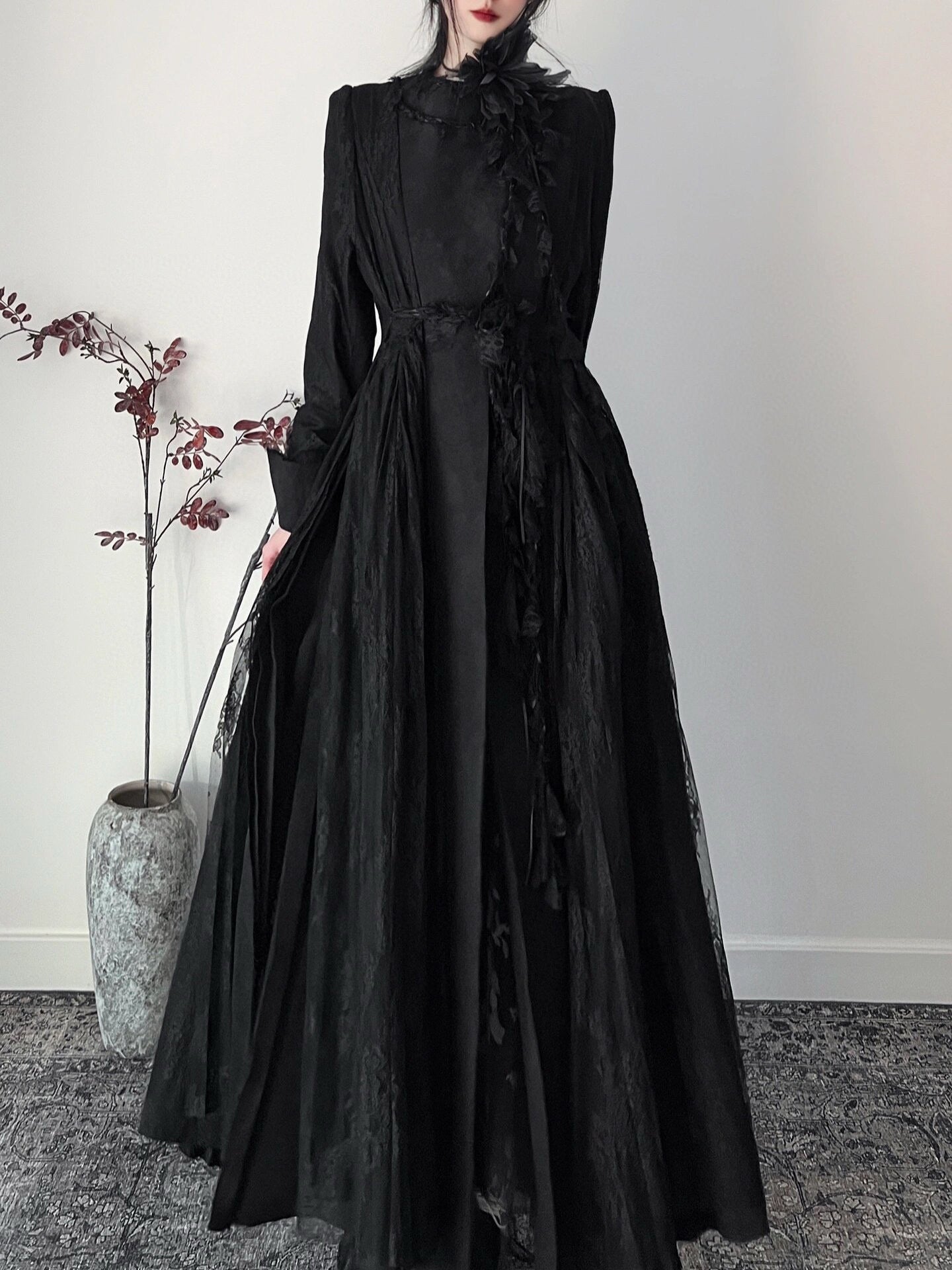 Withered Vine Bloom Coat