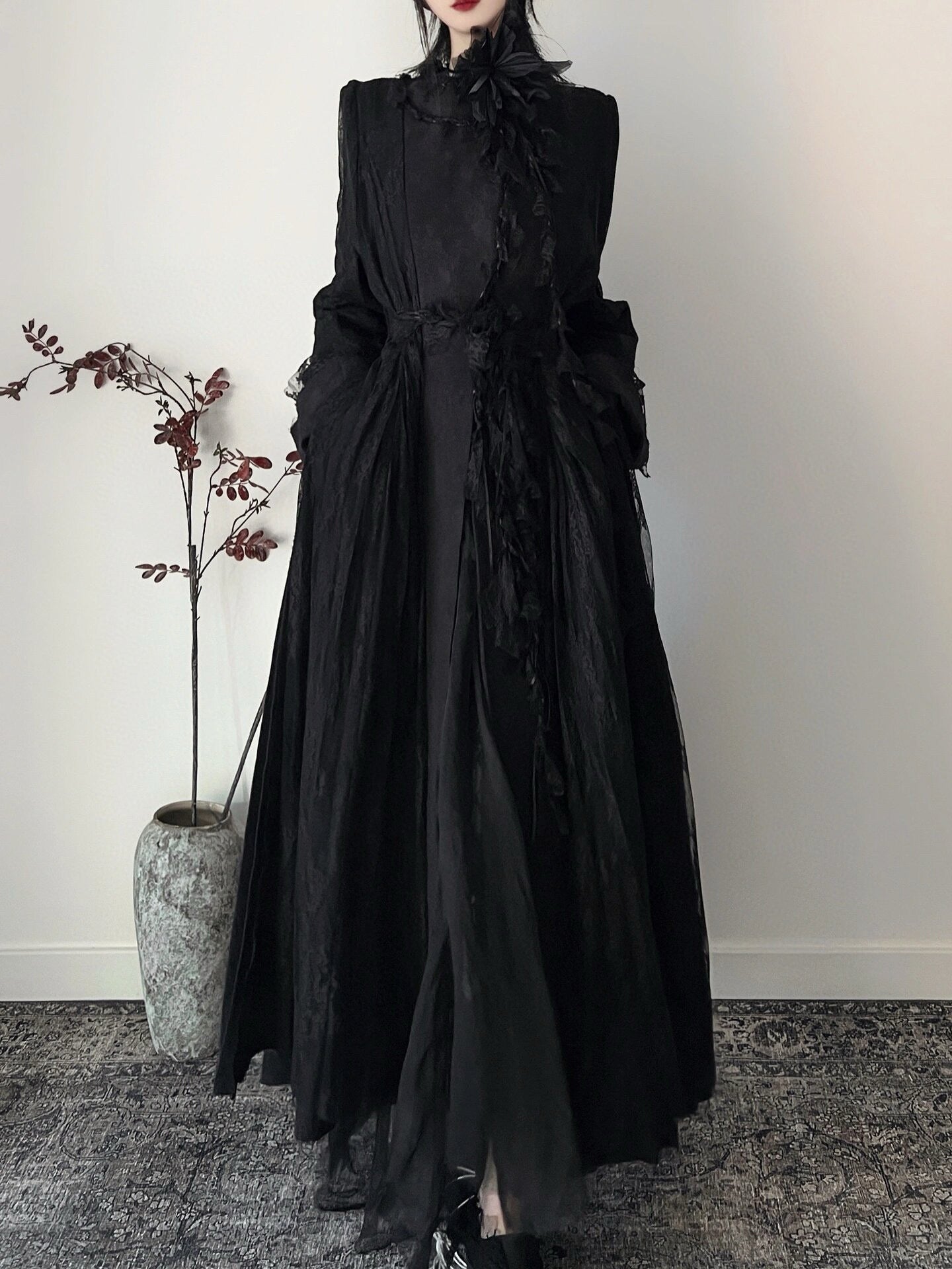 Withered Vine Bloom Coat