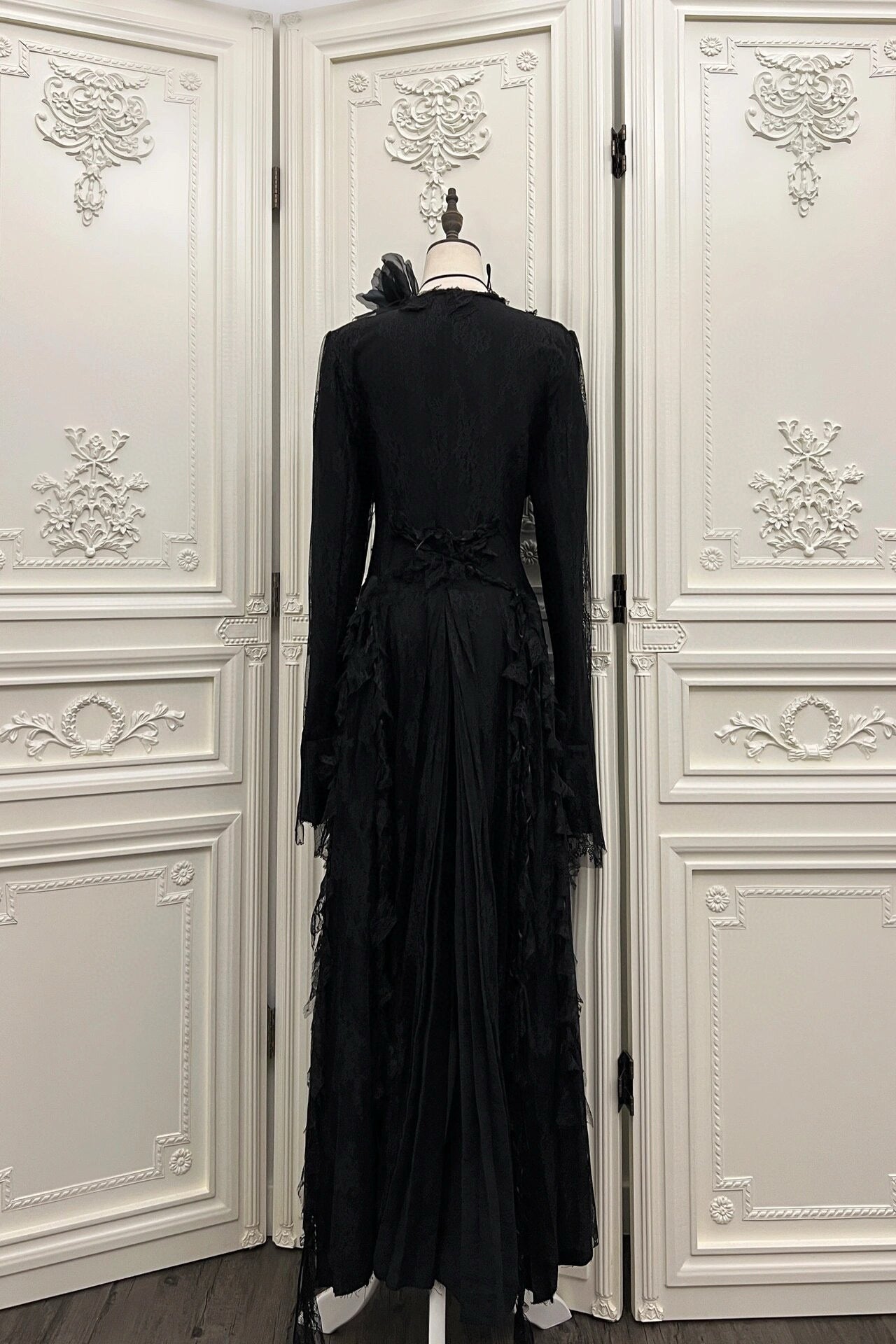 Withered Vine Bloom Coat