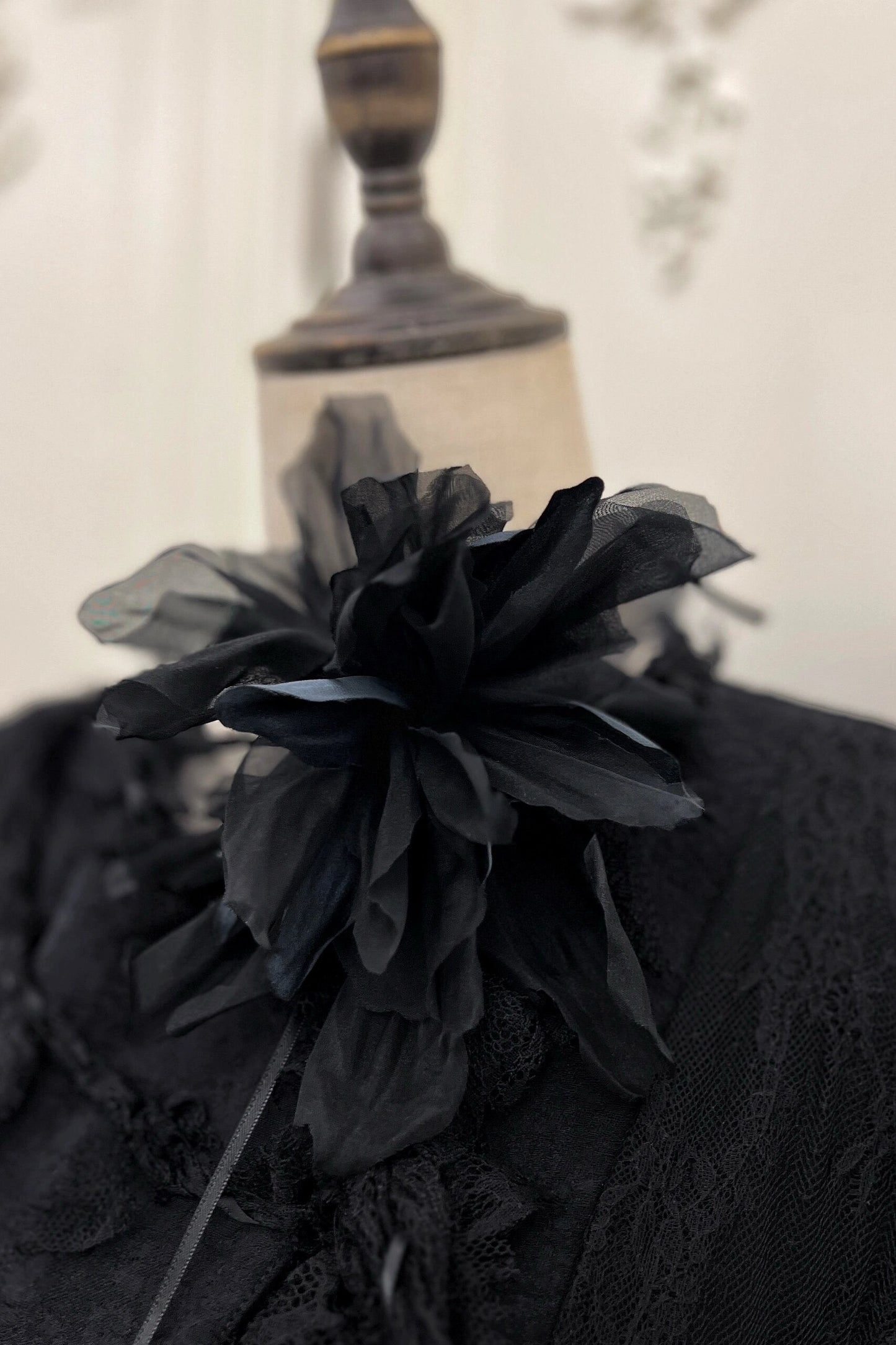Withered Vine Bloom Coat