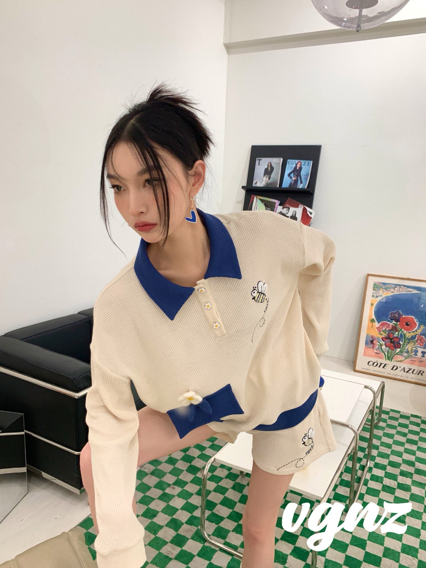 Embroidered Bee Casual Set