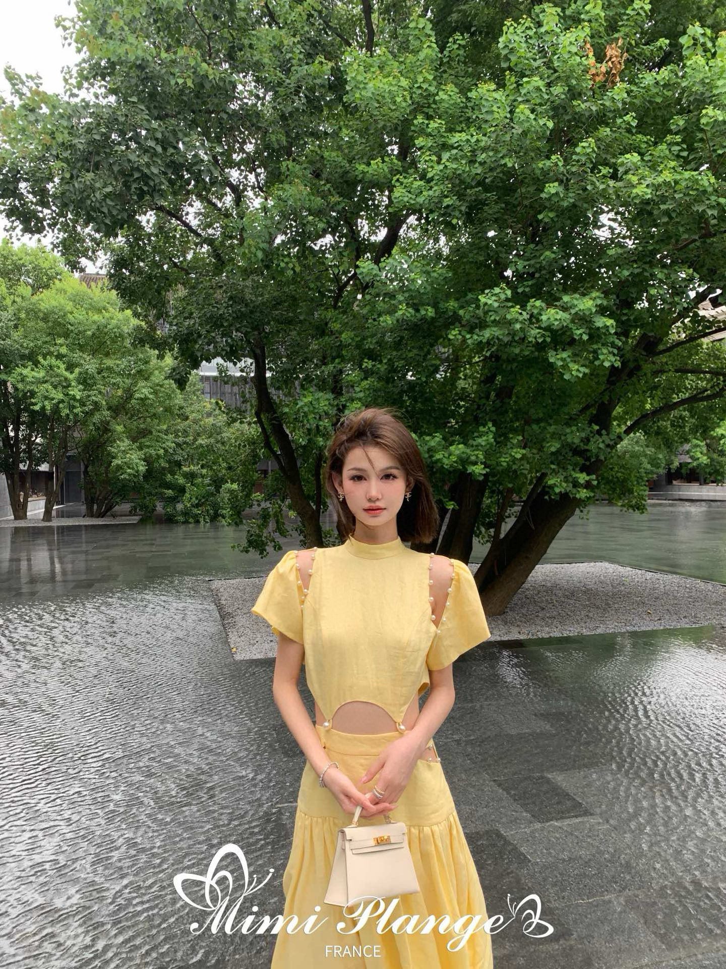 Pearl Cutout High-Neck Puff Sleeve Linen Dress