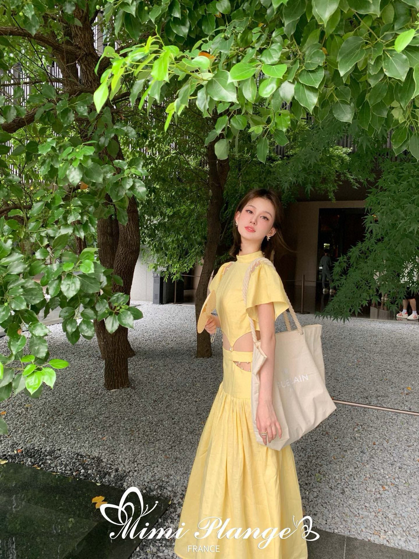 Pearl Cutout High-Neck Puff Sleeve Linen Dress
