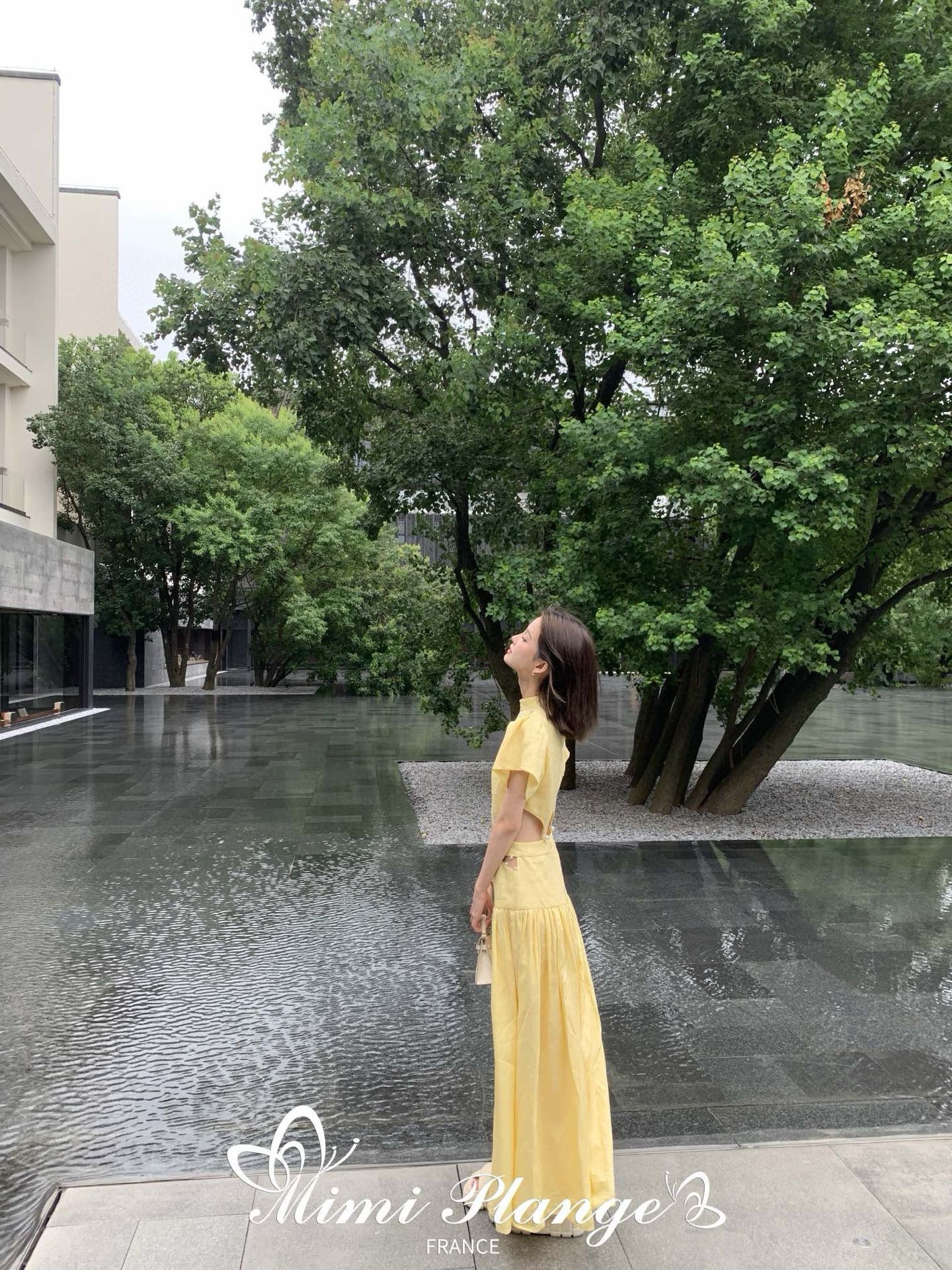 Pearl Cutout High-Neck Puff Sleeve Linen Dress