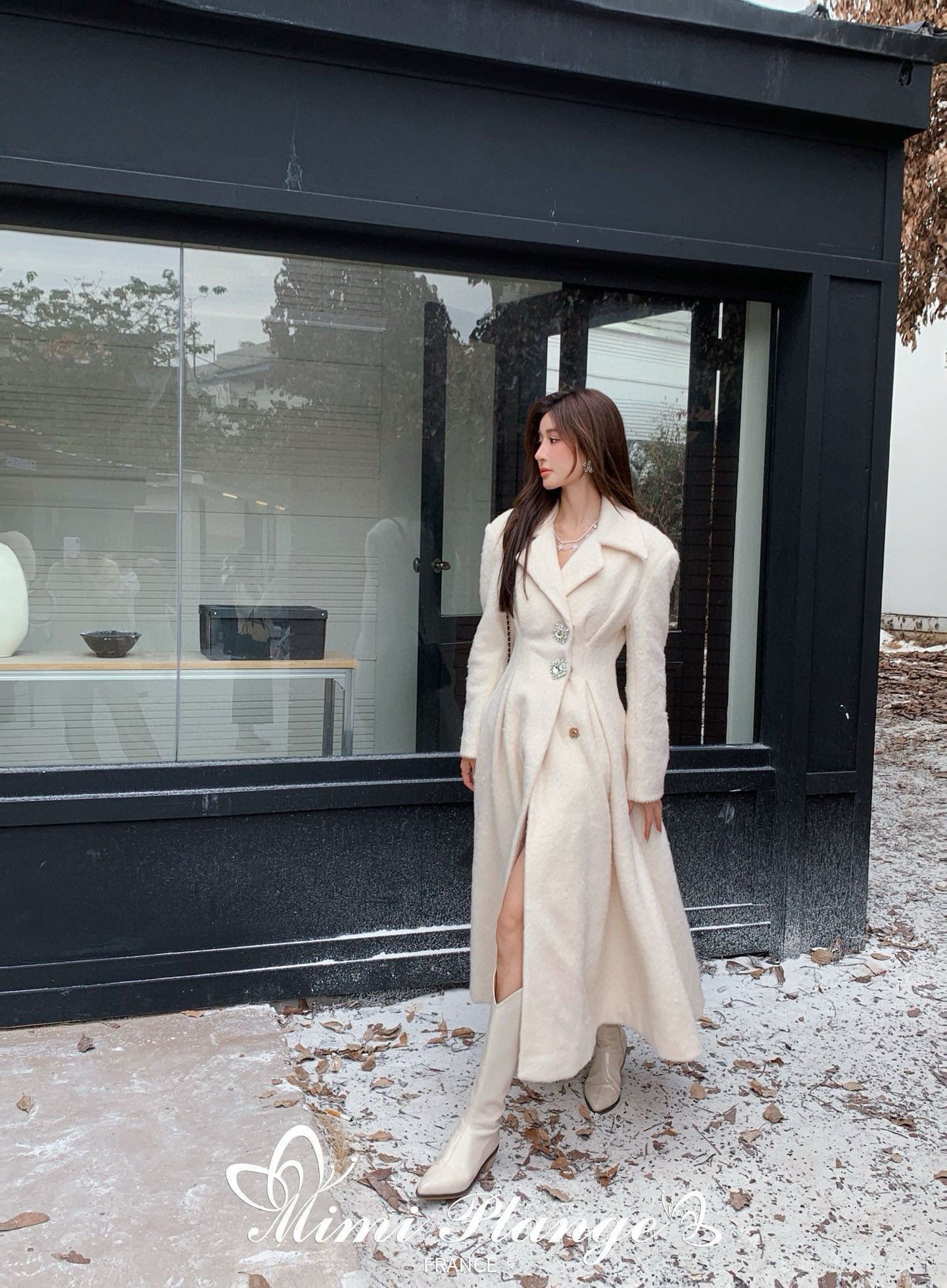 White Vintage Lapel Square Rhinestone Waist-Cinched Wool Coat