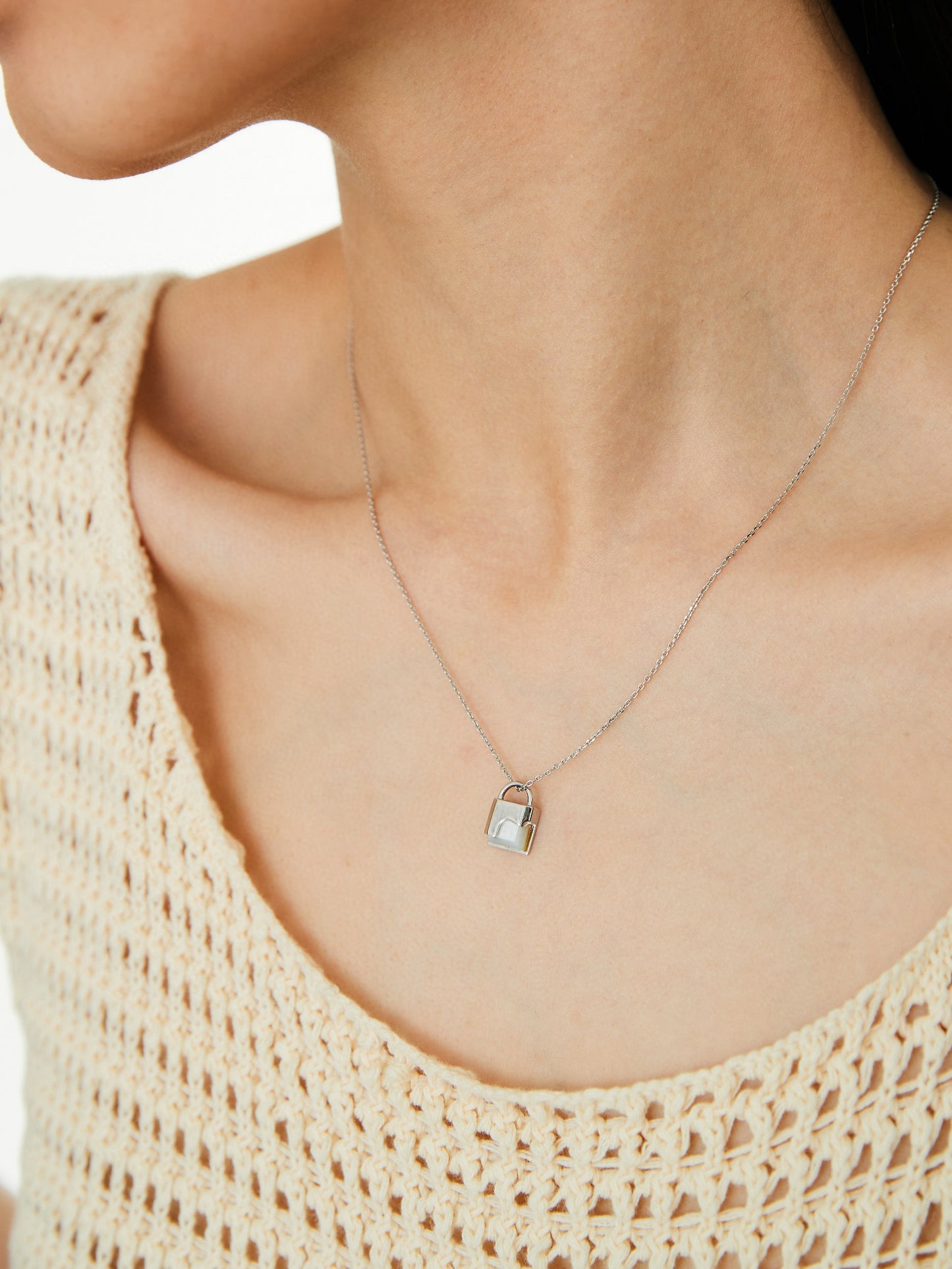 s925 Chocolate Lock Necklace