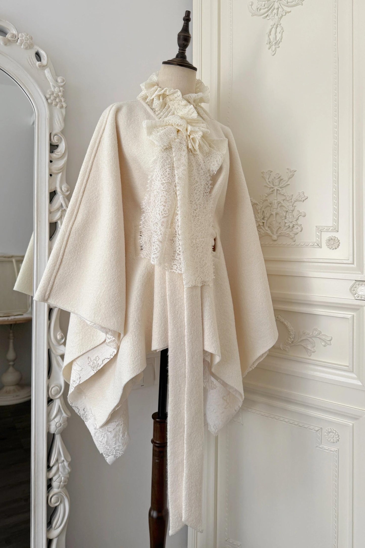 Cream Double-sided Short Wool Cape